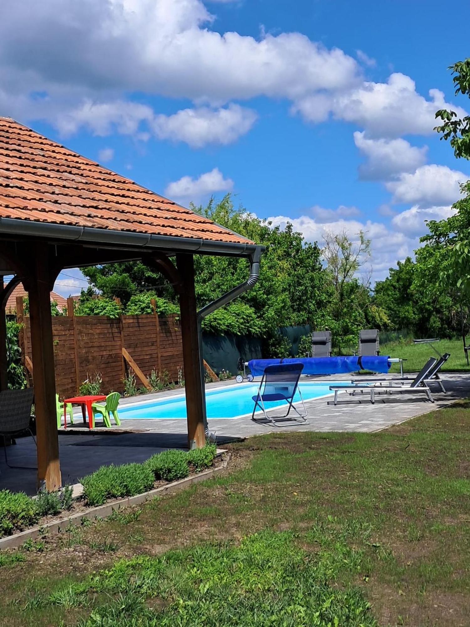 Melody Huis Poroszlo Exterior foto